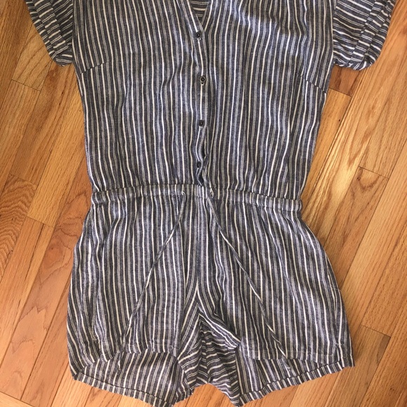 Striped Romper ~ Size M - Picture 2 of 3